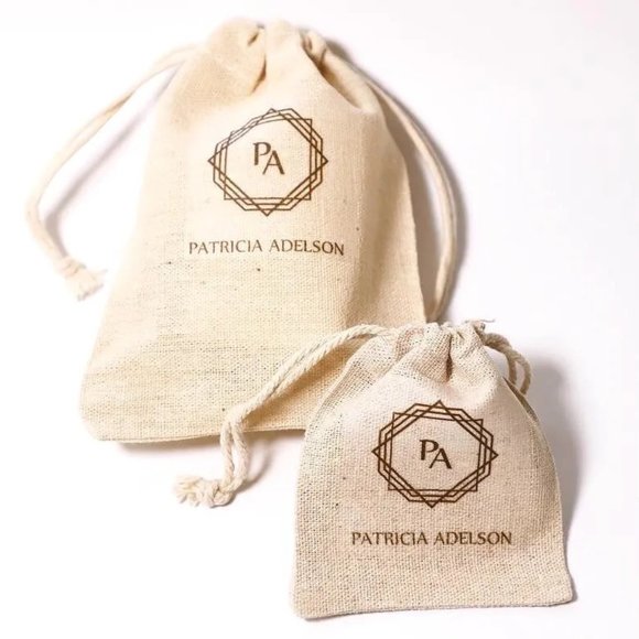 "Love and Peace VII" - Bracelet - Pearls and Crystal beads by Patricia Adelson - Picture 2 of 2